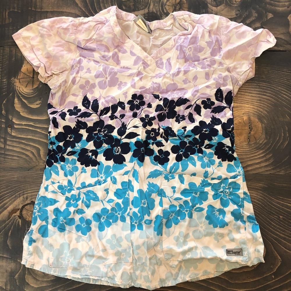 Scrub top